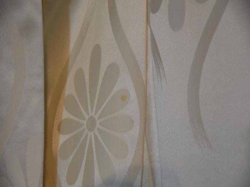 Japanese Pure Silk Wedding Kimono - Image 4