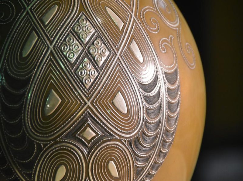 Japanese 1950's Bronze Silver Inlay Vase - Image 3