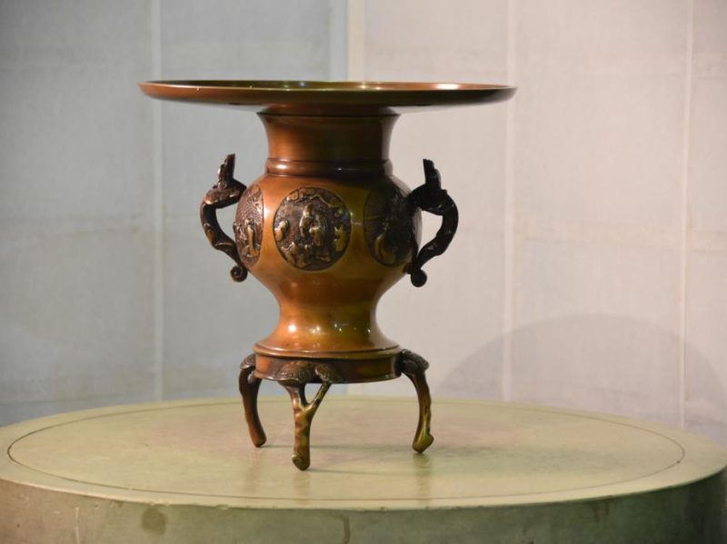 Ikenobu Bronze Vase