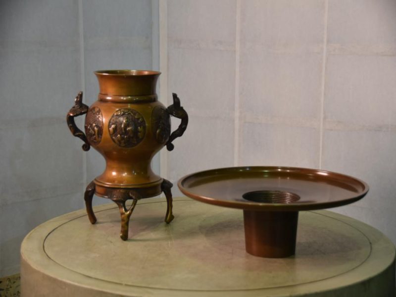 Ikenobu Bronze Vase - Image 3