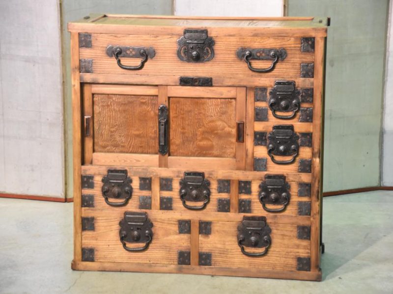 Matsumoto Choba Dansu Merchant Chest - Image 2