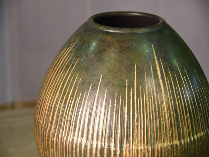 Japanese 1970's Bronze Vase - Image 6