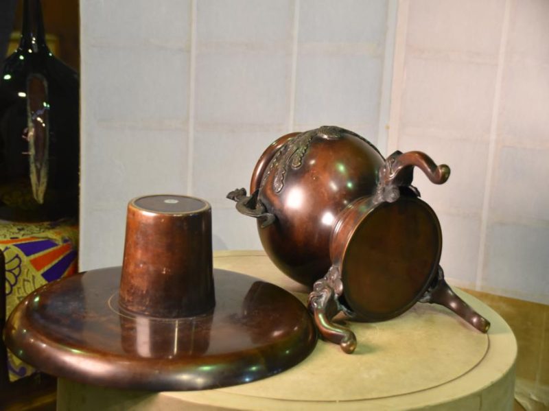 Japanese Flying Phoenix Bronze Vase - Image 4