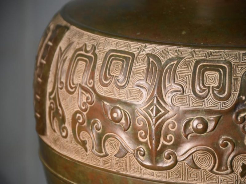 Chinese Archaic Design Bronze Vase - Image 11