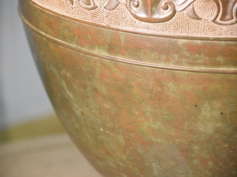 Chinese Archaic Design Bronze Vase - Image 10
