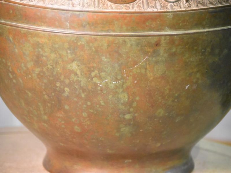 Chinese Archaic Design Bronze Vase - Image 7