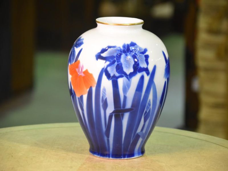 Fukugawa Ceramic Iris Vase - Image 8
