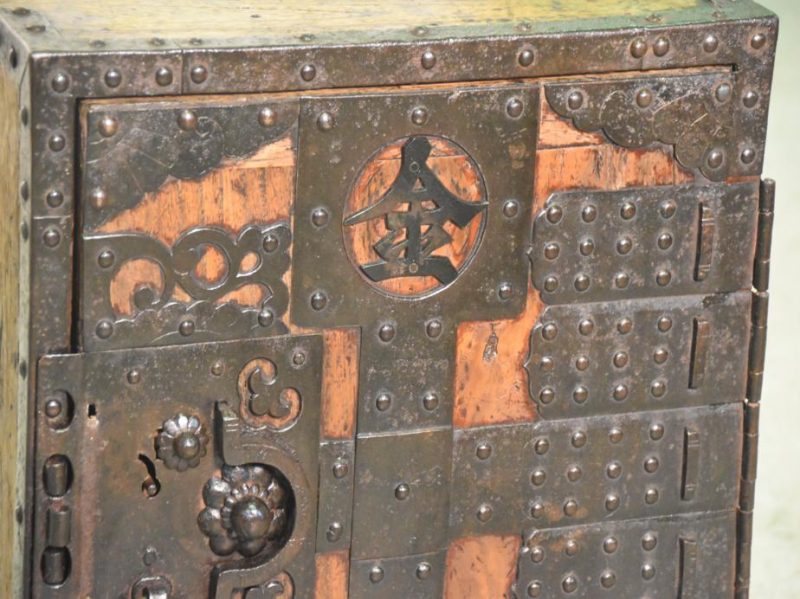 Japanese Edo Period Funa Dansu Ship's Chest - Image 13