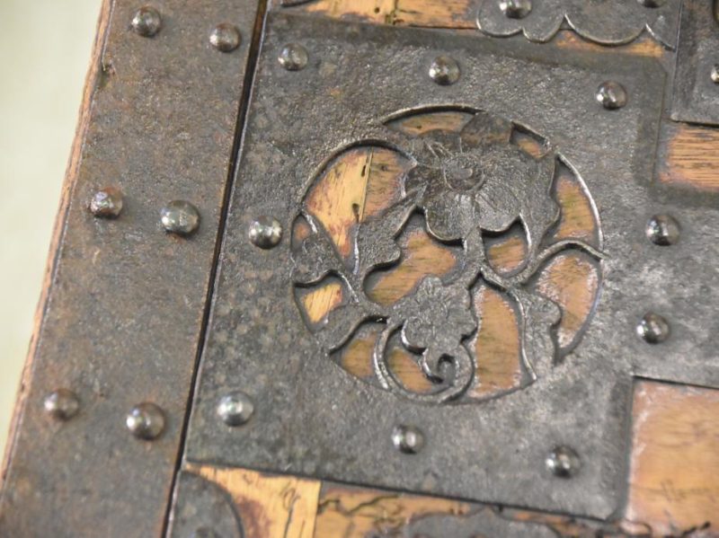 Japanese Edo Period Funa Dansu Ship's Chest - Image 5