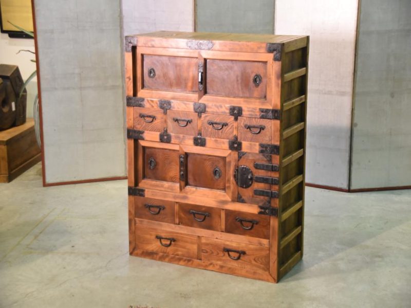 Japanese Elm and Hinoki Choba Dansu Merchant Chest