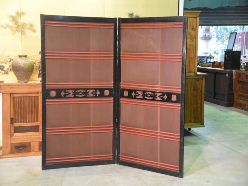 2 Panel Lacquer and Wooden Free Standing Screen - Image 2