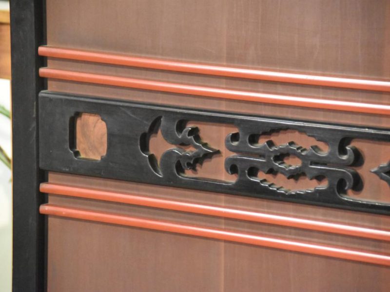 2 Panel Lacquer and Wooden Free Standing Screen - Image 8