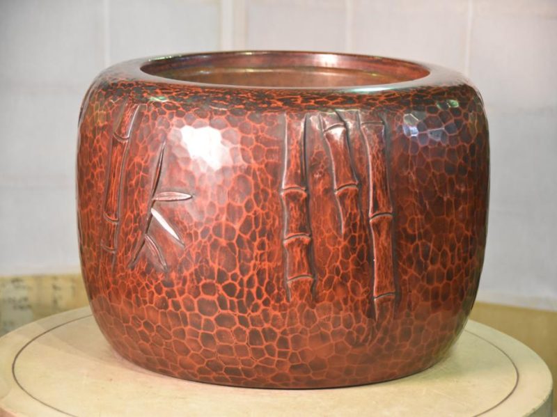 Japanese Kamakura Bori Lacquered Hibachi - Image 2