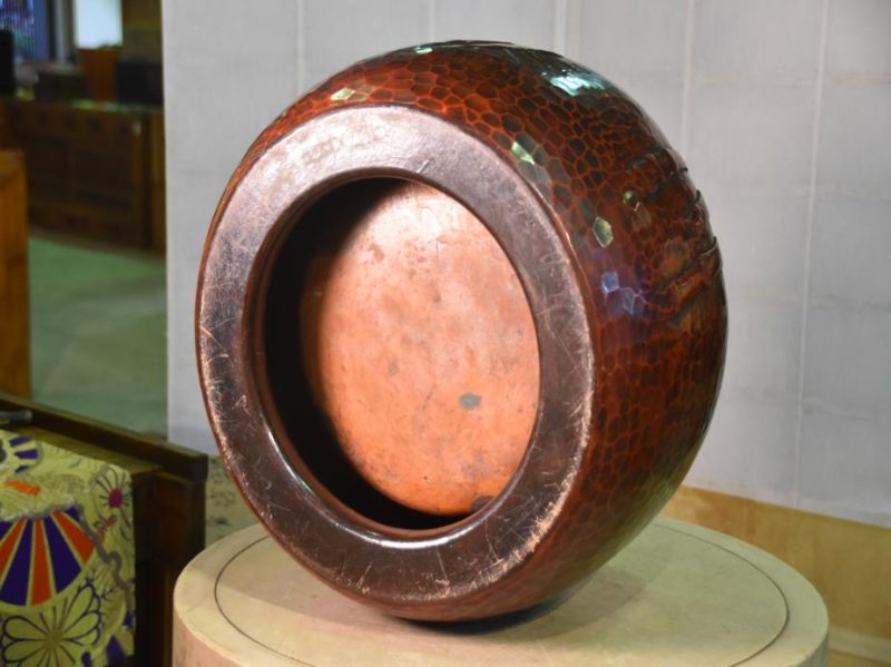 Japanese Kamakura Bori Lacquered Hibachi - Image 4