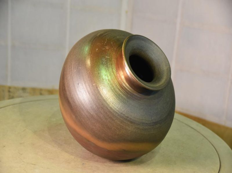 Japanese Bizen Pottery Vase - Image 4