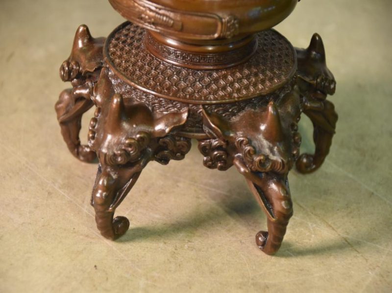Japanese 1950's Cast Bronze Vase Usubata - Image 12