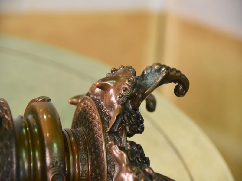 Japanese 1950's Cast Bronze Vase Usubata - Image 5