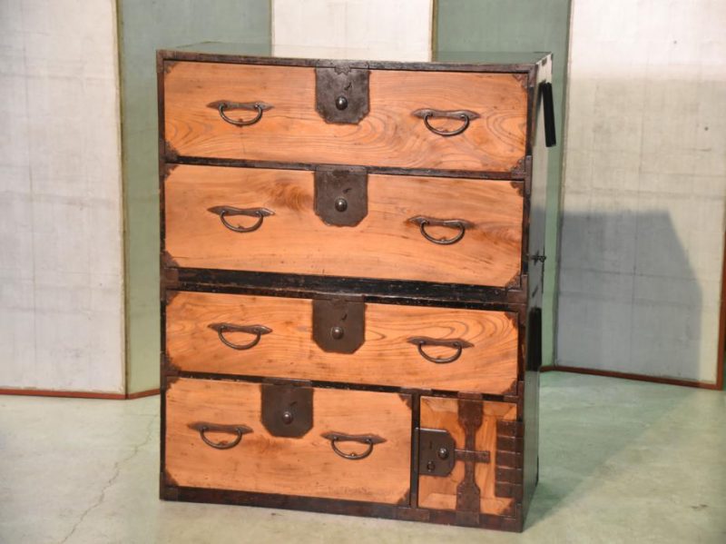 Japanese Antique Nihonmatsu Clothing Chest - Image 2