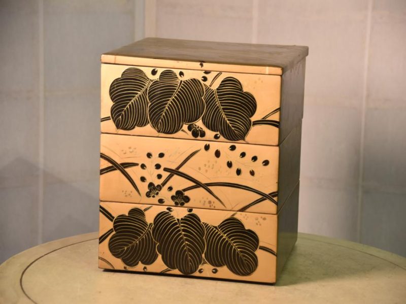 Japanese Gold Lacquer Stacking Box Jubako - Image 8