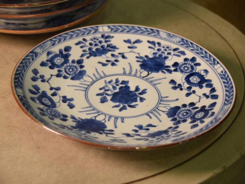 Set of 6 Japanese Blue and White Hand Painted Dinner Plates - Image 6