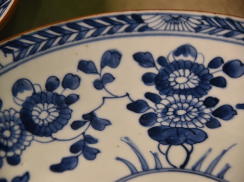 Set of 6 Japanese Blue and White Hand Painted Dinner Plates - Image 7