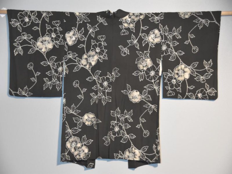 Japanese Vintage White Floral Designs on Black Haori Jacket - Image 2