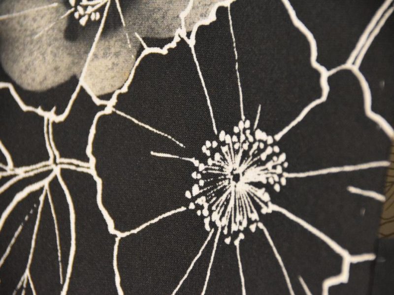 Japanese Vintage White Floral Designs on Black Haori Jacket - Image 9