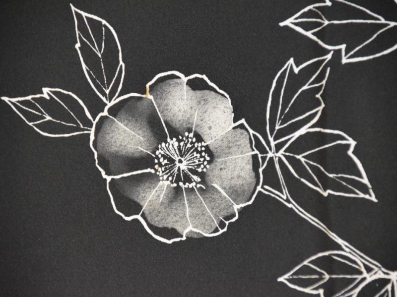 Japanese Vintage White Floral Designs on Black Haori Jacket - Image 4