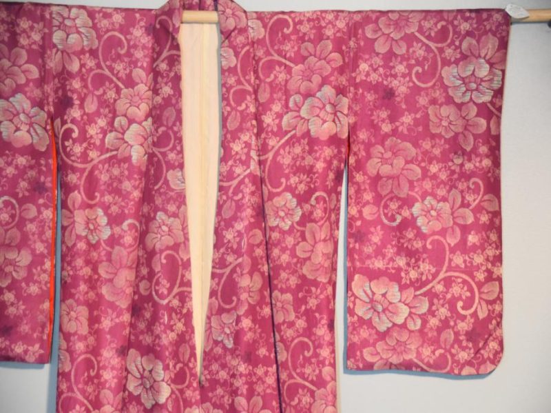 Japanese Pink Camellia Vintage Kimono - Image 5