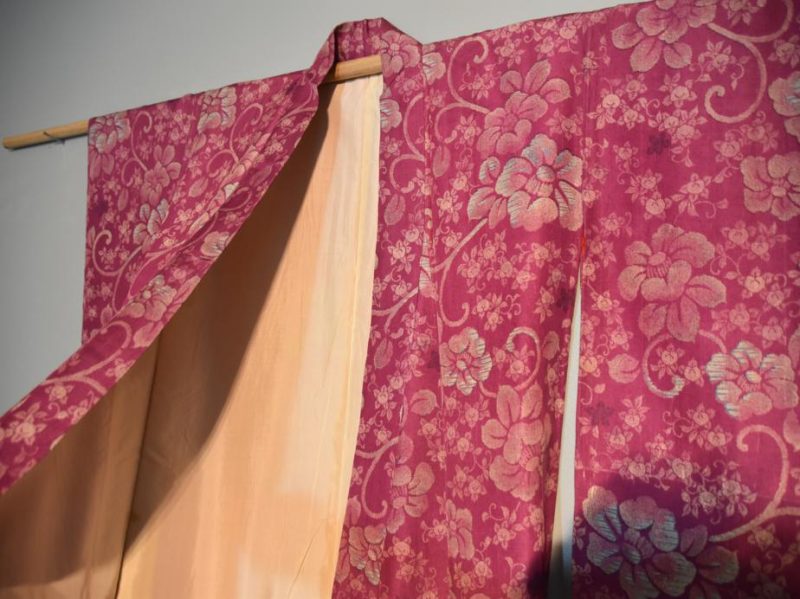 Japanese Pink Camellia Vintage Kimono - Image 4