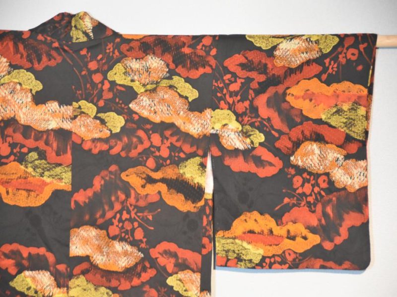 Japanese Red, Black and Orange Vintage Haori Kimono Jacket - Image 10