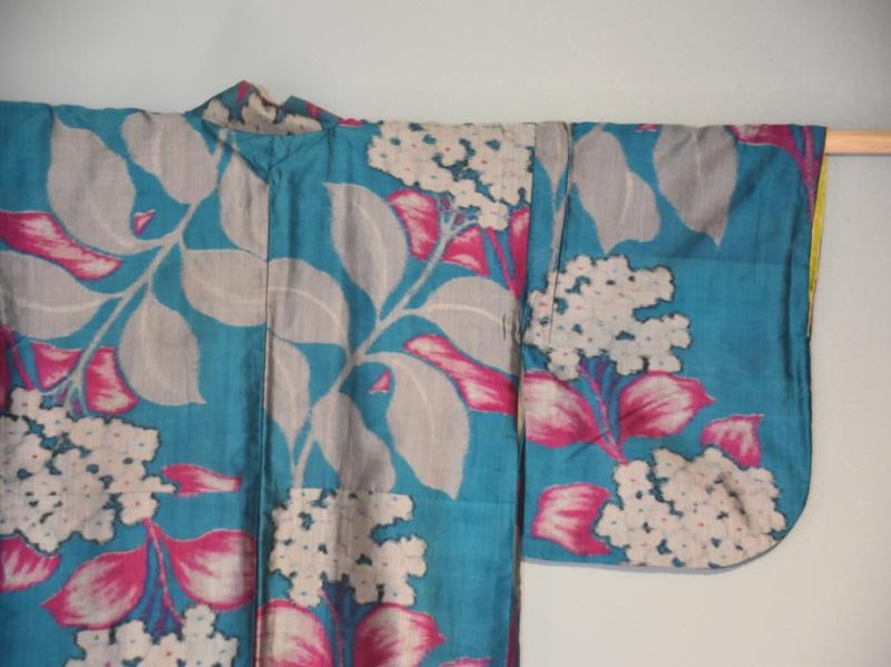 Japanese Meisen Silk Ikat Vintage Kimono - Image 2