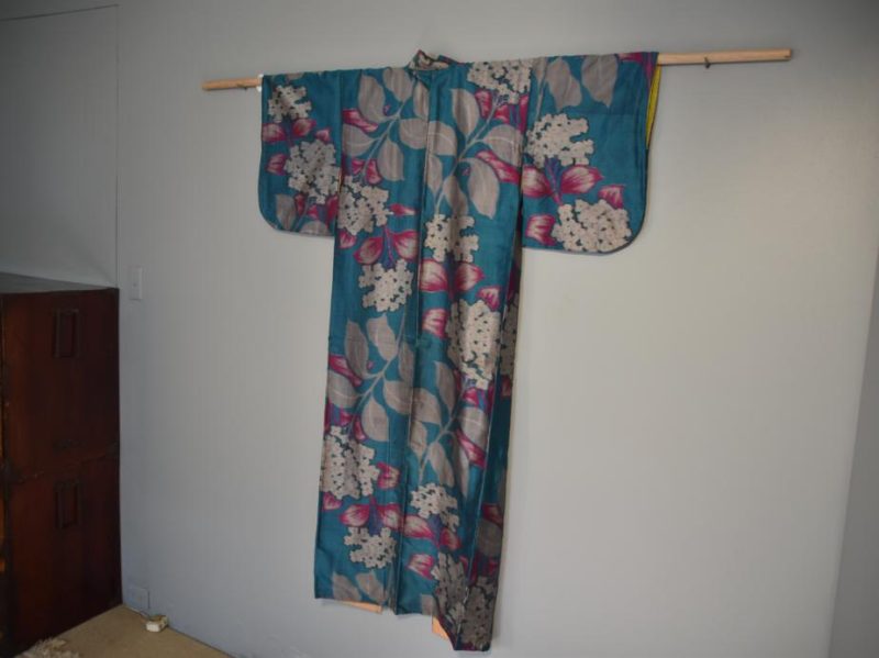 Japanese Meisen Silk Ikat Vintage Kimono - Image 9