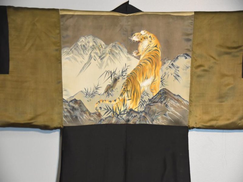 Tiger Silk Vintage Men's Haori - Image 7