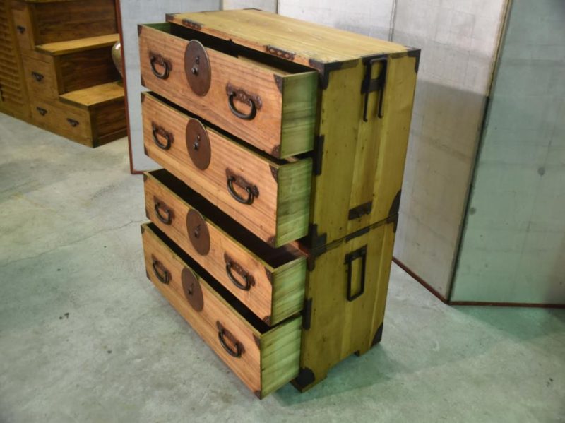 Japanese 4 Drawer Antique Clothing Chest - Image 9