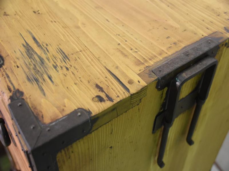 Japanese 4 Drawer Antique Clothing Chest - Image 6