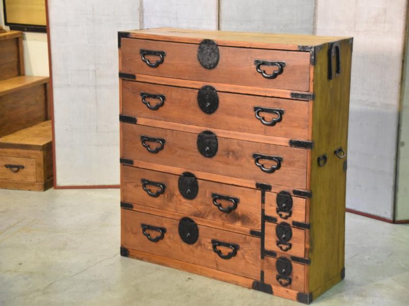 Clothing Chest of Drawers - Image 2