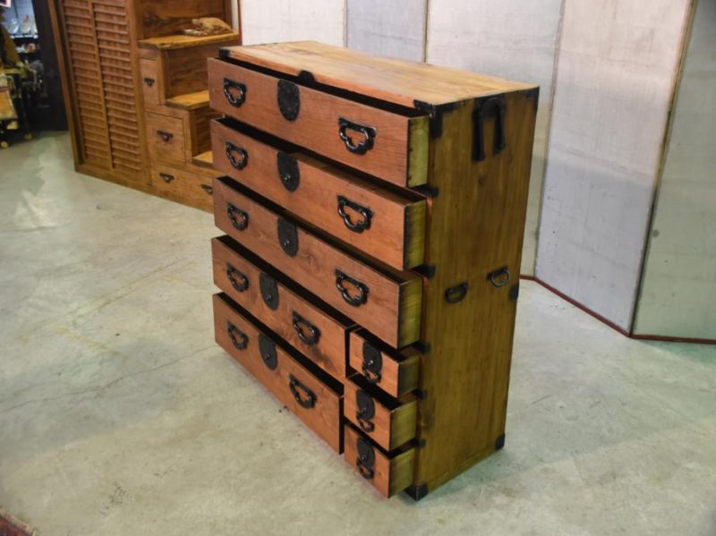 Clothing Chest of Drawers - Image 7