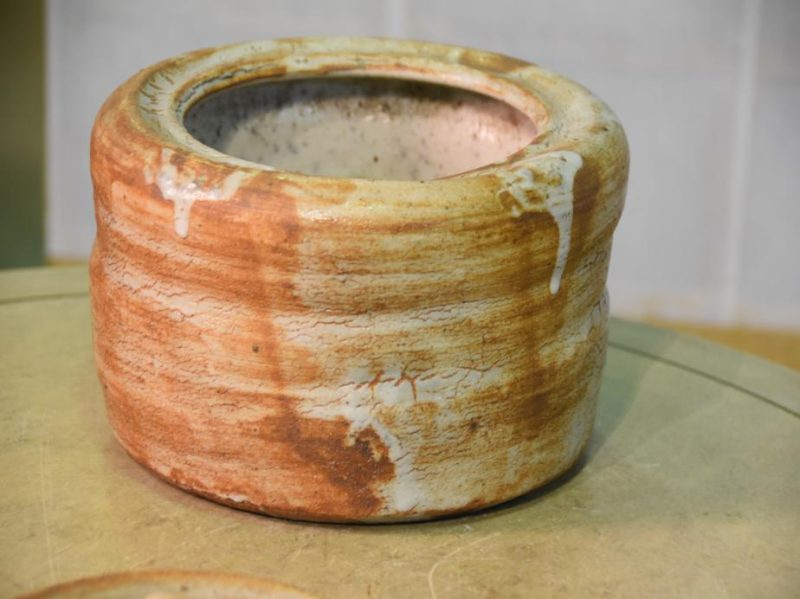 Shino Pottery Mizuzashi - Image 7