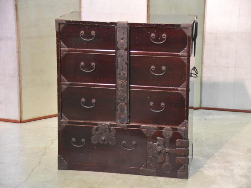 Japanese Antique Shonai Region Lacquered Clothing Chest - Image 12