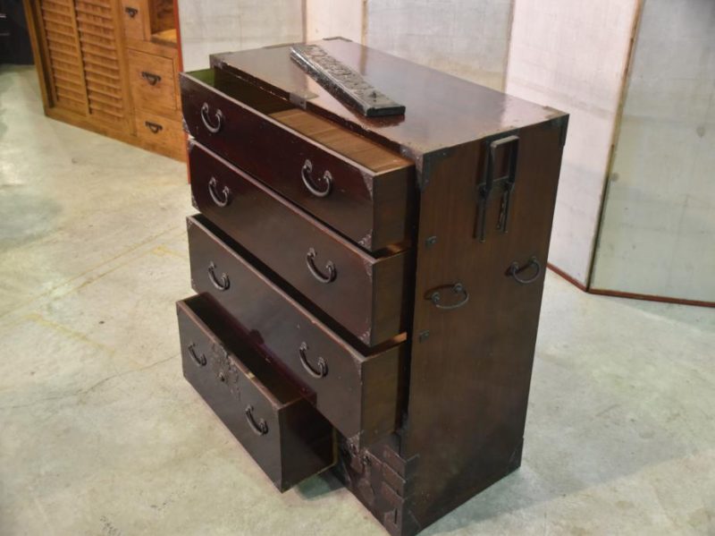 Japanese Antique Shonai Region Lacquered Clothing Chest - Image 9