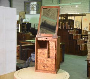 Japanese Kyodai Vanity Chest