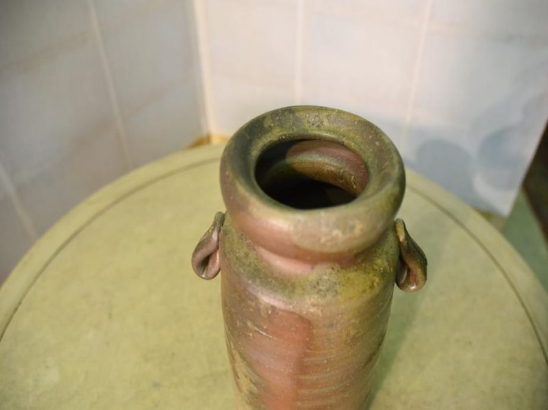 Bizen Pottery Vase - Image 6