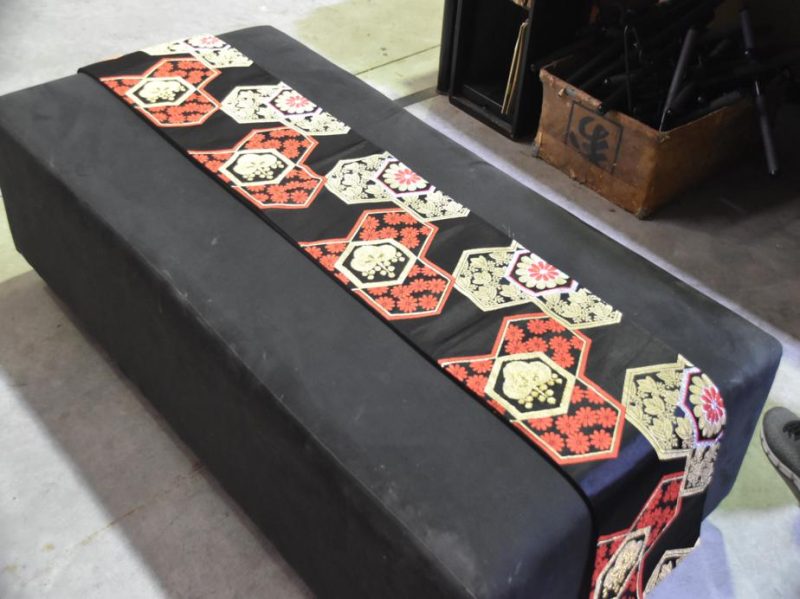 Red and Black Japanese Vintage Table Runner/Obi Sash - Image 5