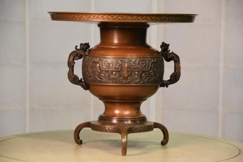 Japanese Bronze Vase - Image 2