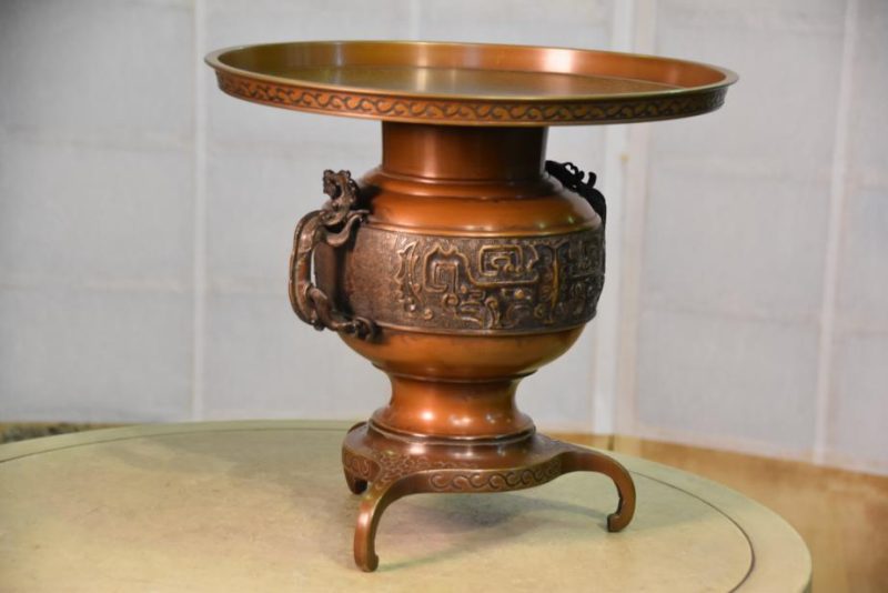 Japanese Bronze Vase - Image 7
