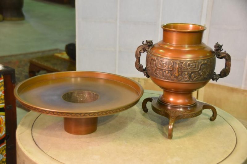 Japanese Bronze Vase - Image 5