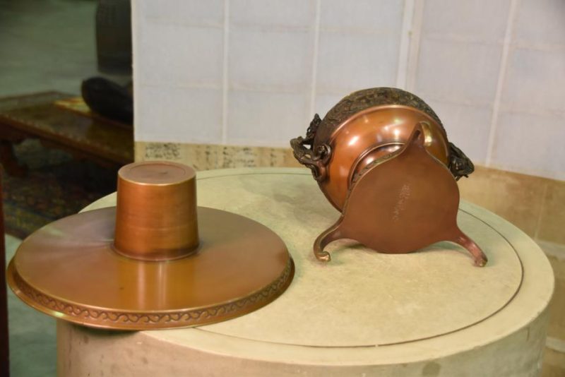Japanese Bronze Vase - Image 3