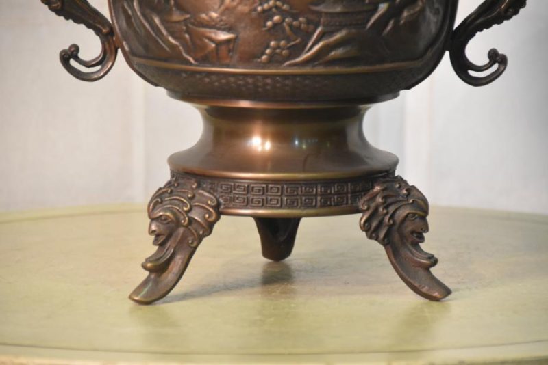 Japanese Usubata Bronze Vase - Image 3