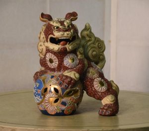 Kutani Shishi